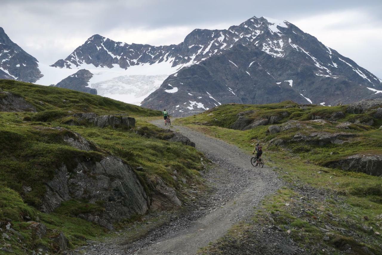 Magic Mountain Lodge - Lyngen Lyngseidet Dış mekan fotoğraf